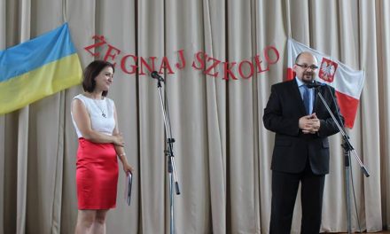 Uroczystość zakończenia roku szkolnego 2017/2018 w Nowogrodzie Wołyńskim