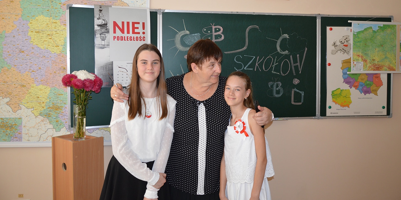 września