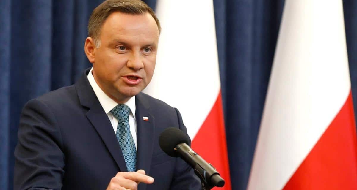 Prezydent Duda: Polska potępia rosyjskie próby aneksji terytorium Ukrainy