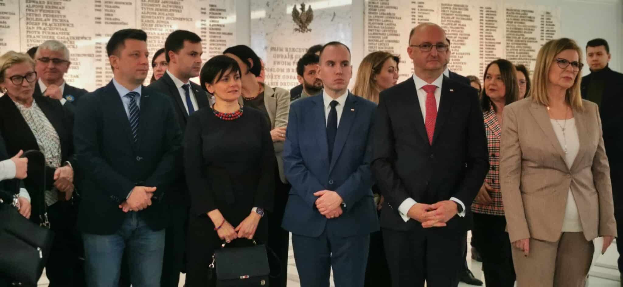 „Jestem Polakiem – obywatelem Ukrainy”. Wyjątkowa wystawa w Sejmie RP