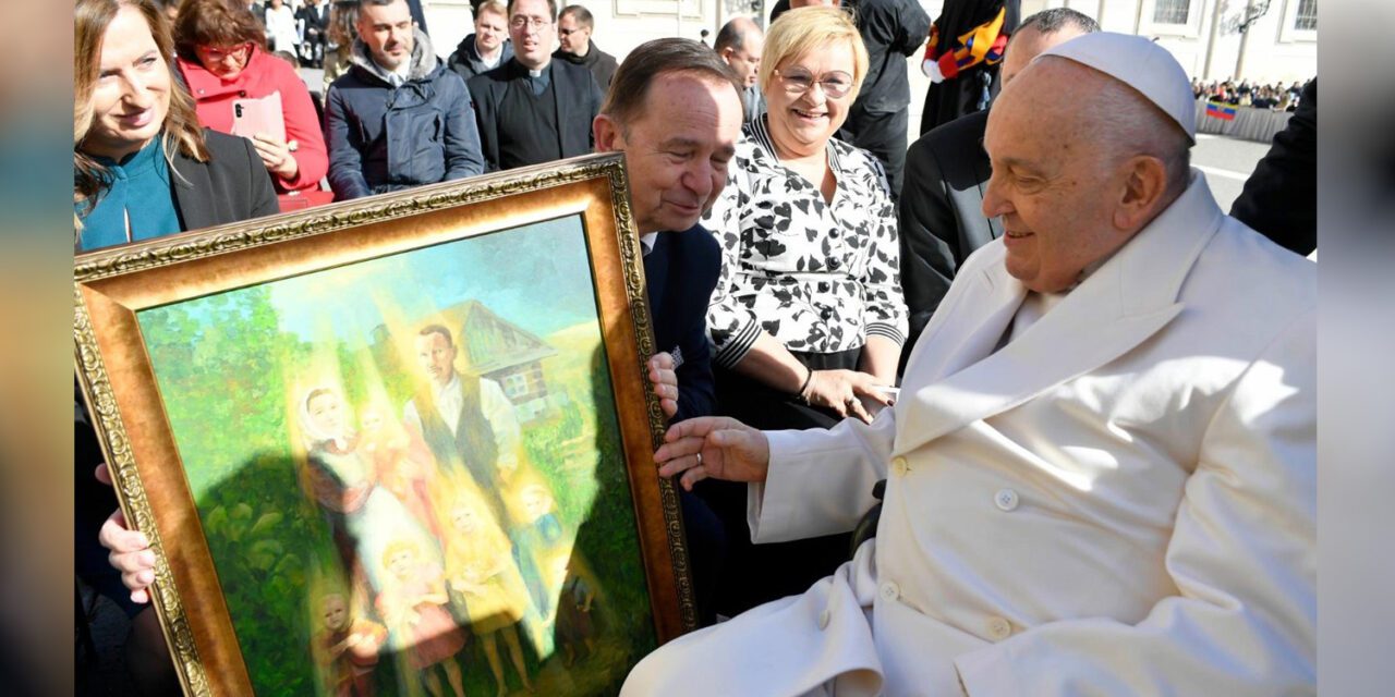 Papież otrzymał obraz rodziny Ulmów