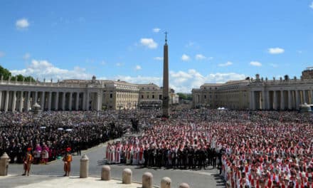 Co najmniej 400 tys. ludzi pożegnało Ojca Świętego Franciszka