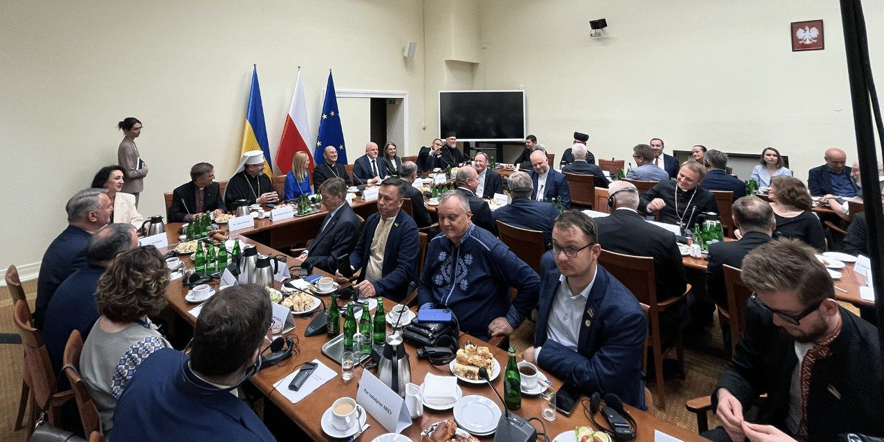 Sejm: pierwsze polsko-ukraińskie śniadanie ekumeniczne